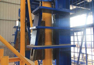 رافعة البناء الفرامل